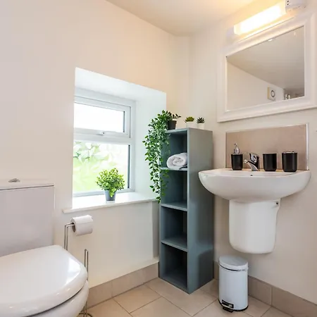 度假居 Idyllic Retreat With Log Burner Near Castle