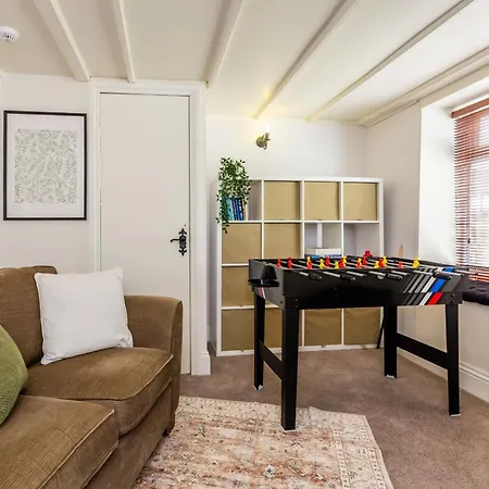 Idyllic Retreat With Log Burner Near Castle * 丹比